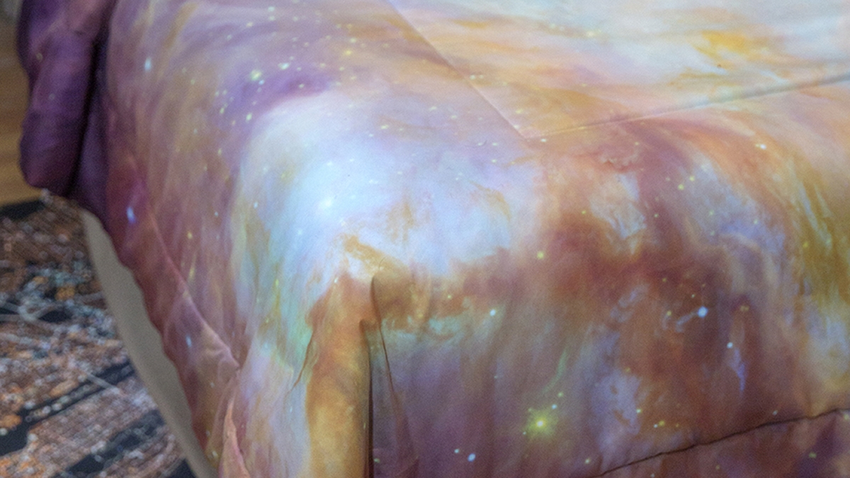 comforter detail